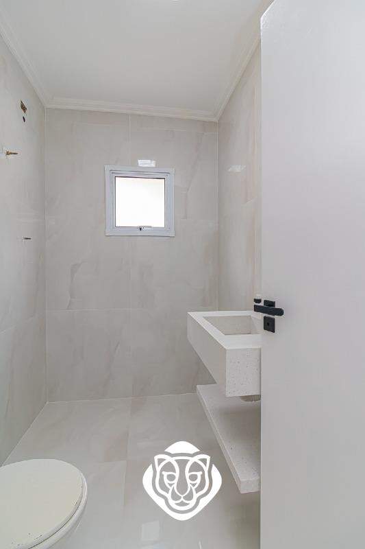 Banheiro social / Piso II
