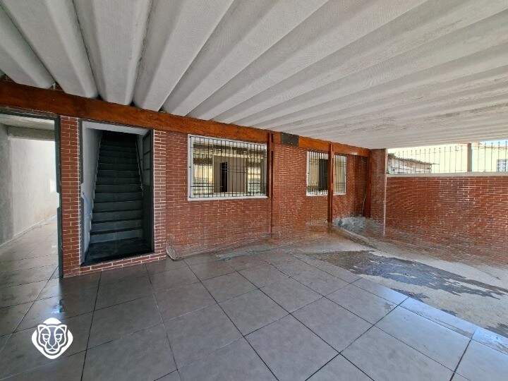 Garagem/acesso apto