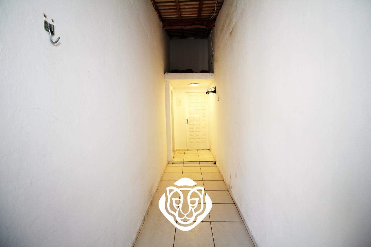 Entrada social e lateral