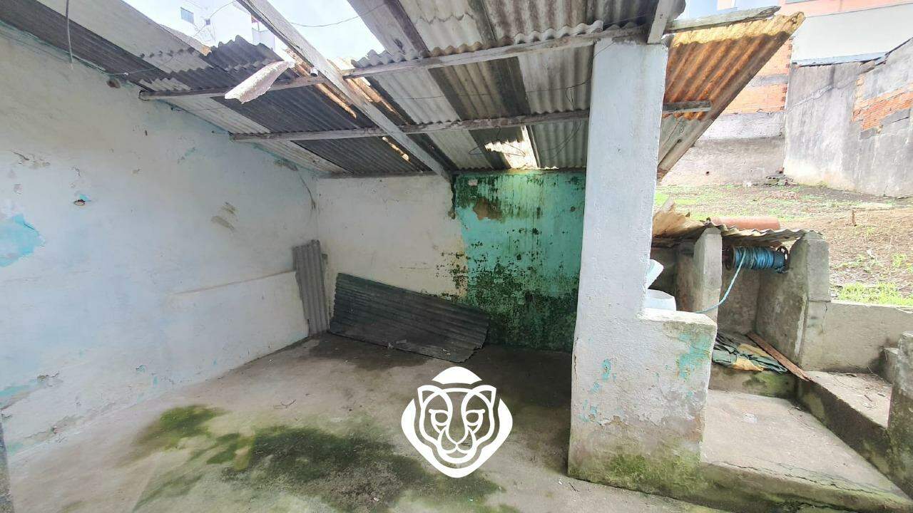 Quintal(fundos)