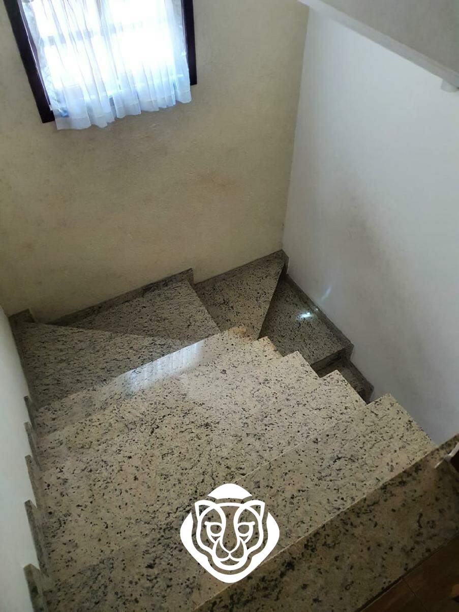 Escada para dormitórios