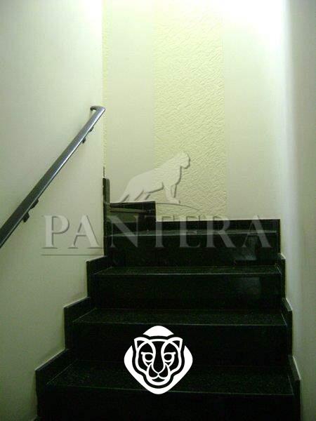 Acesso ao piso superior 