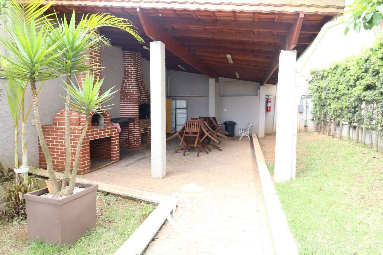 Área de churrasqueira