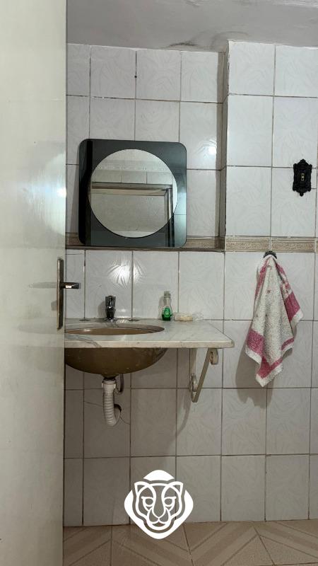 Banheiro área de serviço 