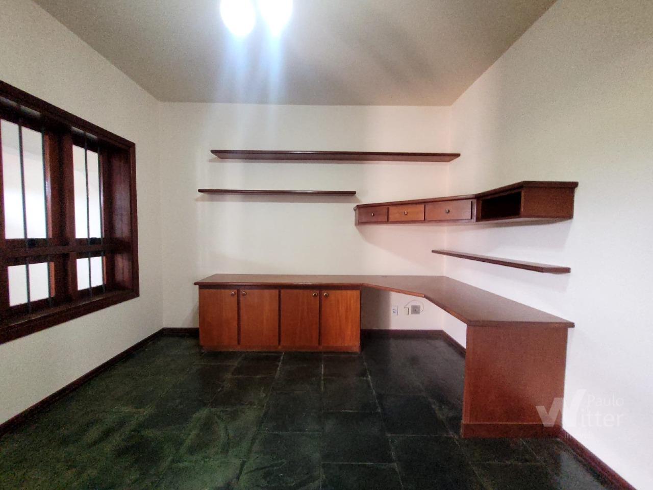 Casa para aluguel no Centro: 