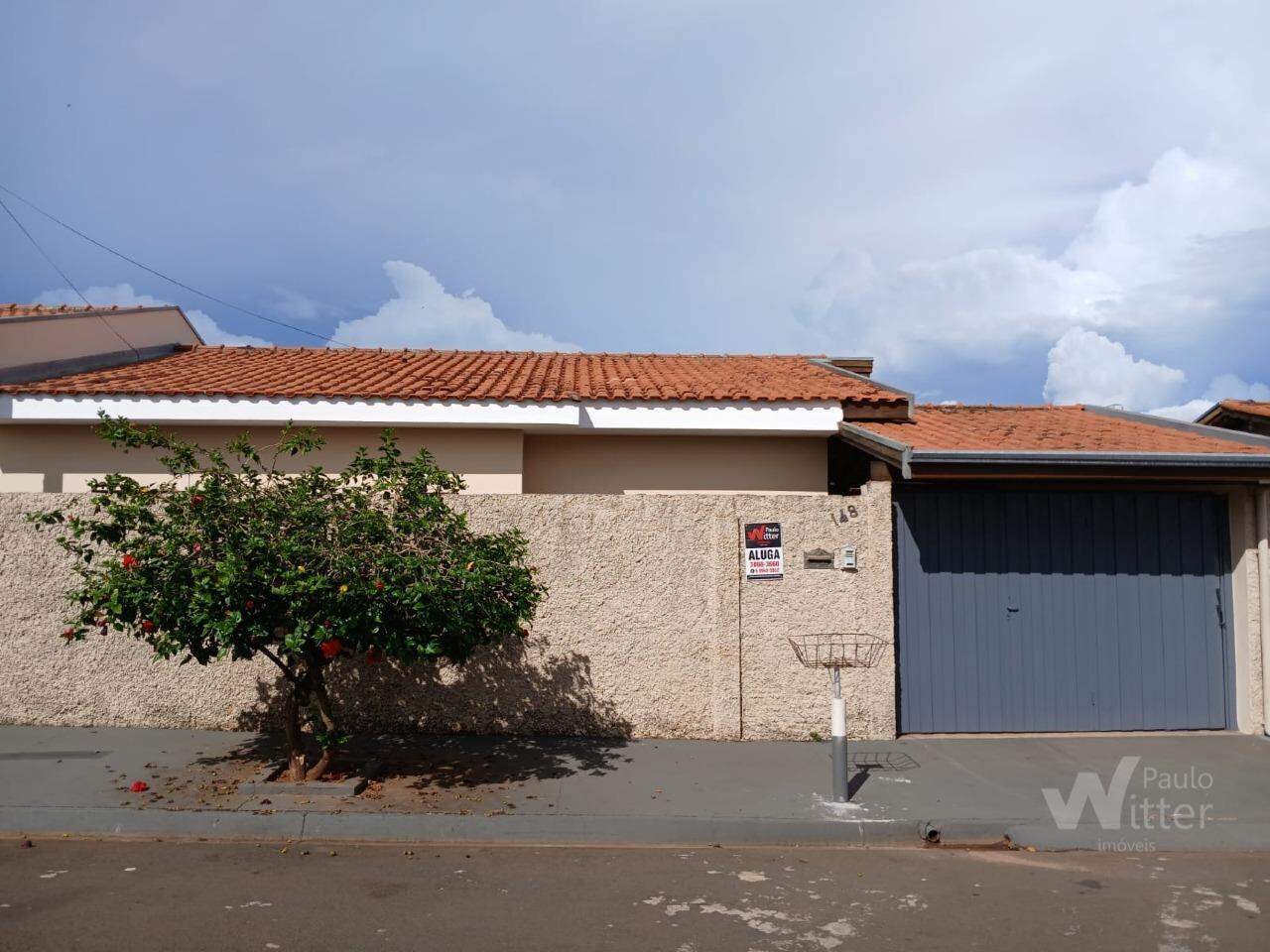Casa para aluguel no Ch. de Recreio Sta Mª Goretti: