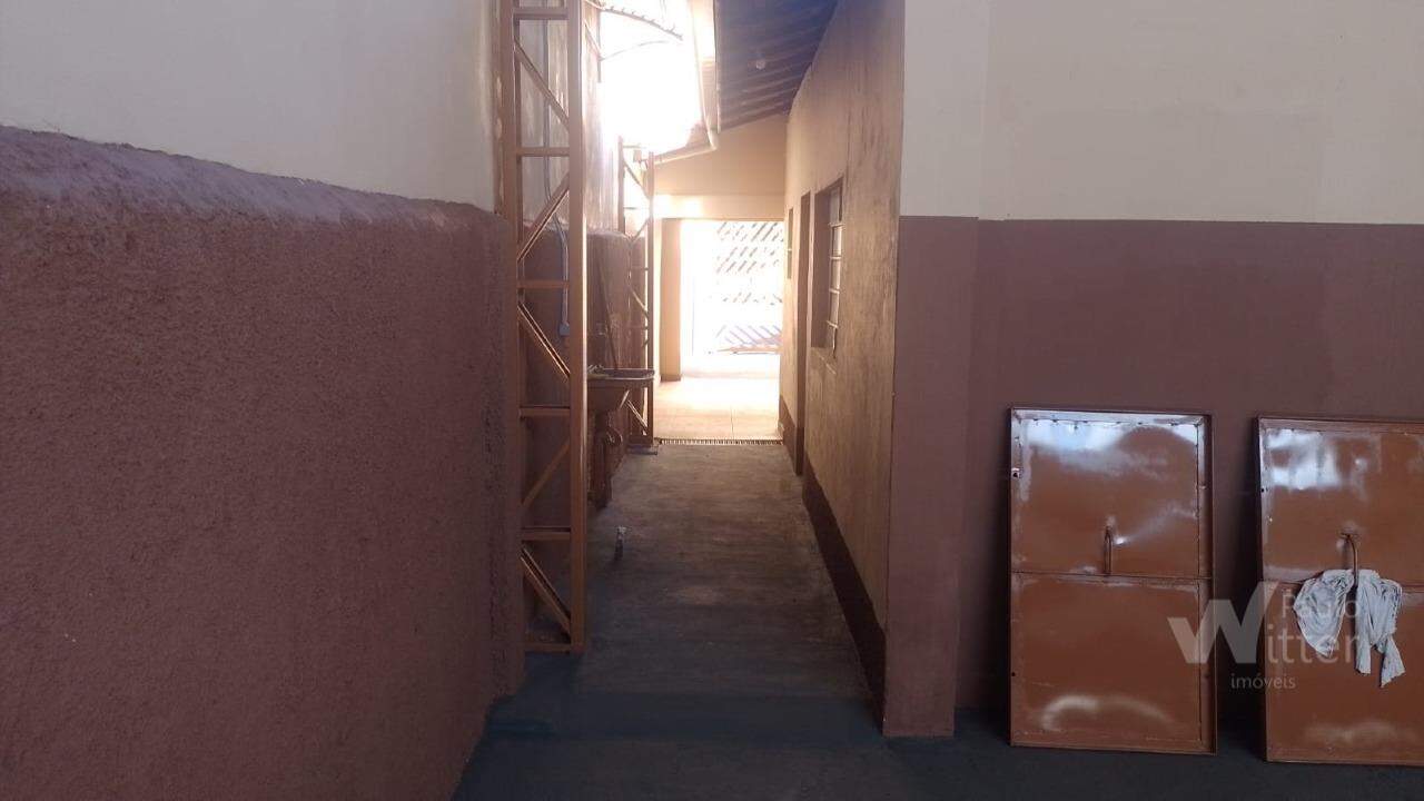 Galpão para aluguel no Jardim Peris: 