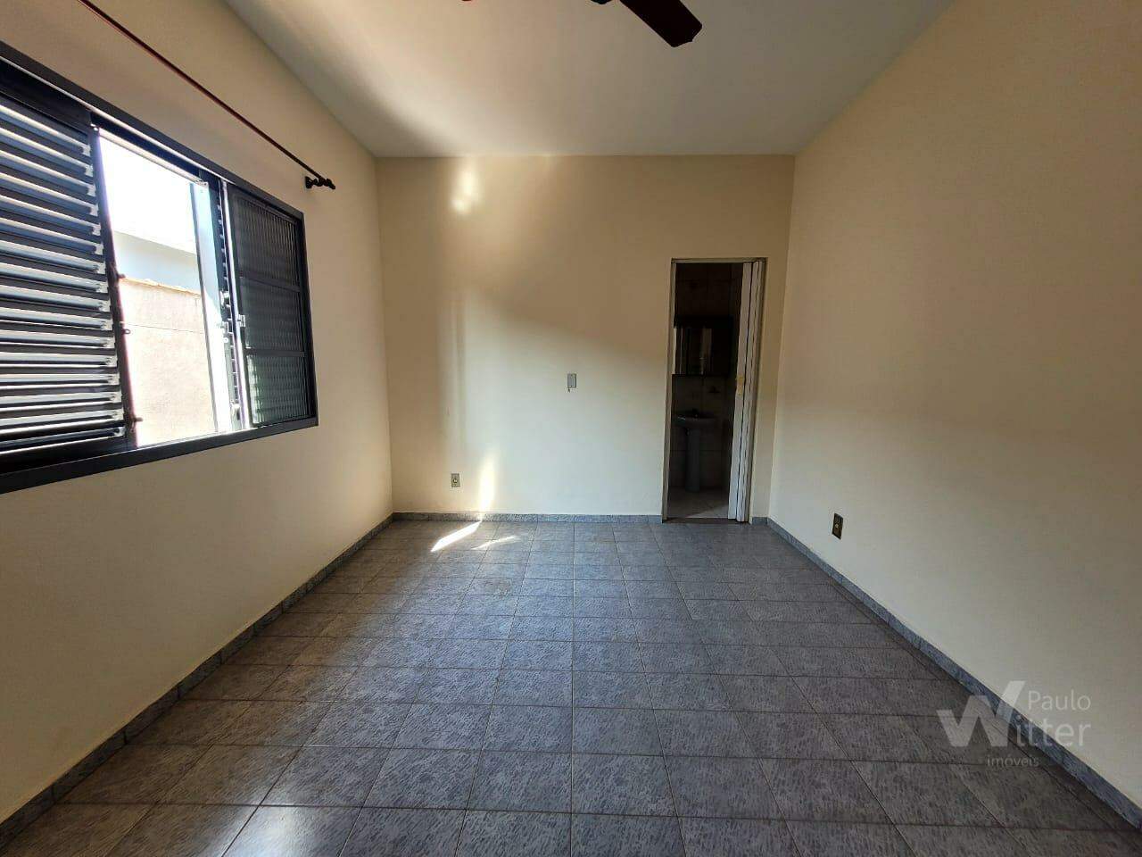Casa para aluguel no Jardim Santo Antonio: 