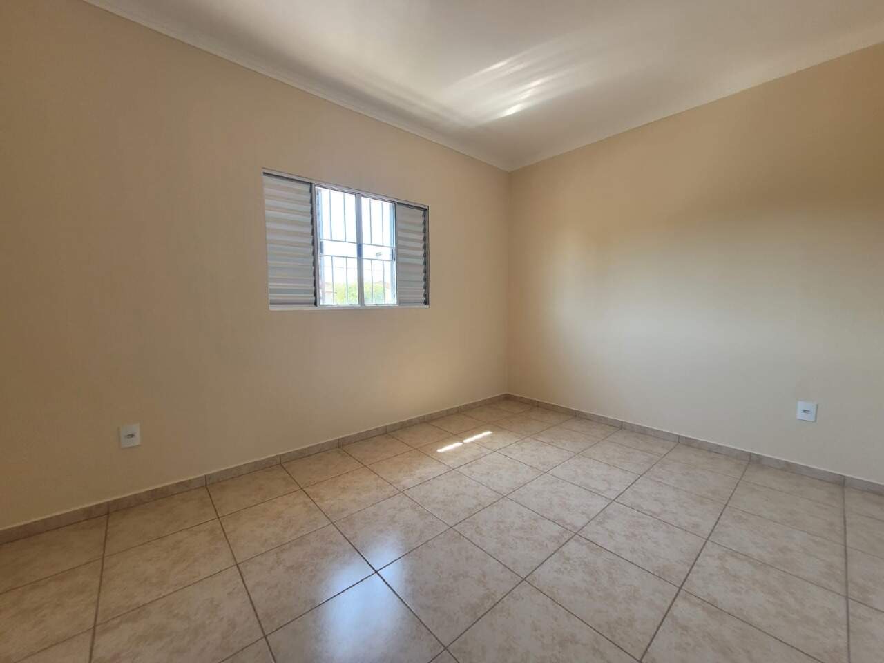 Casa para aluguel no Santa Rita: 