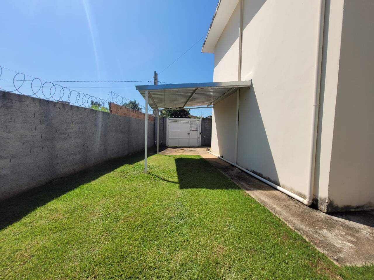 Casa para aluguel no Santa Rita: 