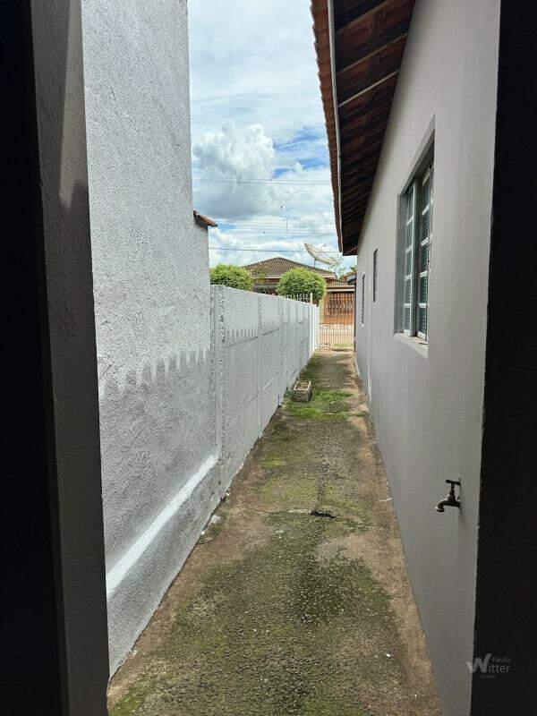 Casa à venda no Centro (Tujuguaba): 