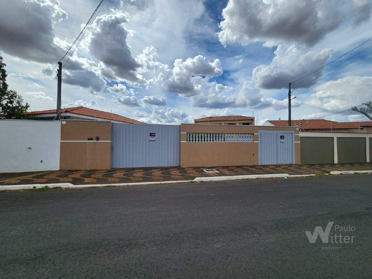 Casa à venda no Jardim Peris: 