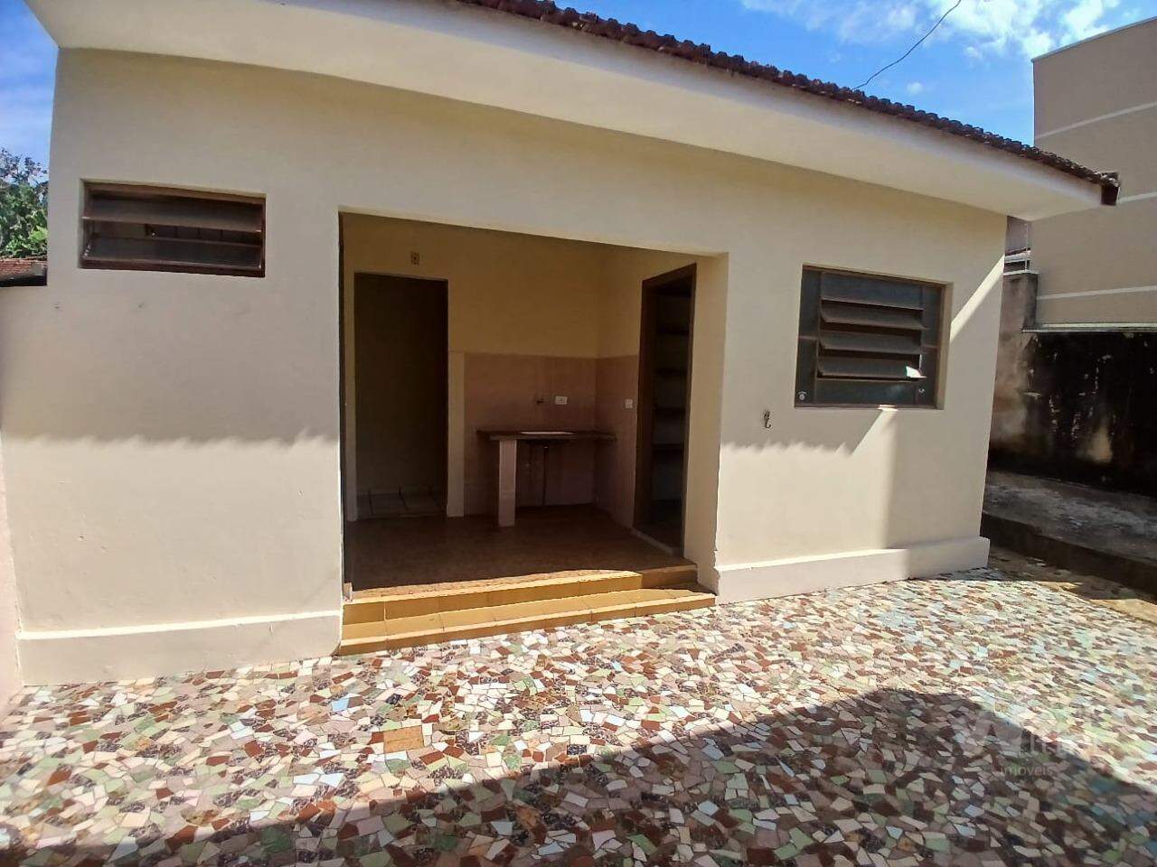 Casa para aluguel no Centro: