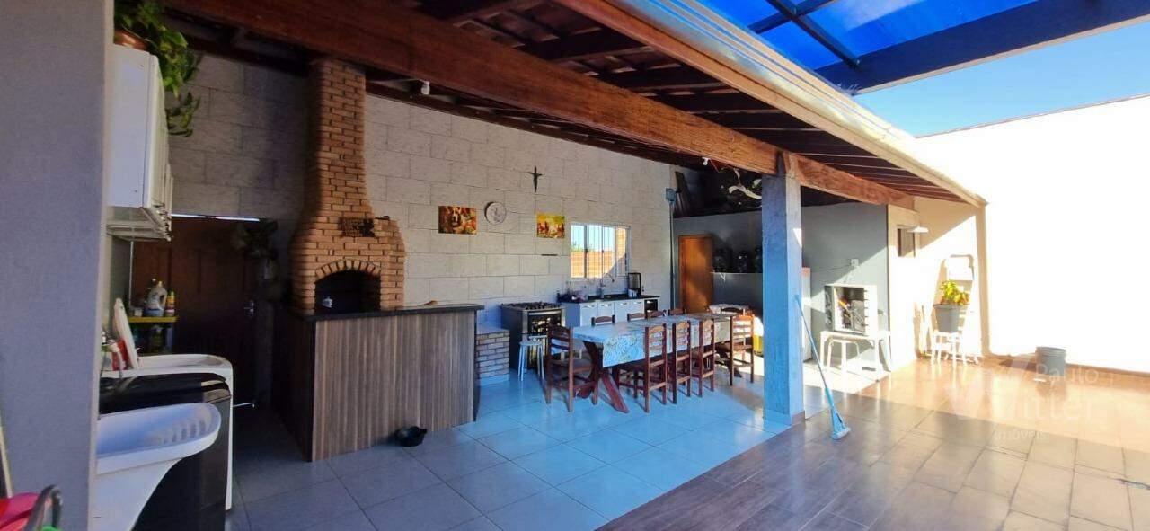 Casa à venda no Jardim Regina: 