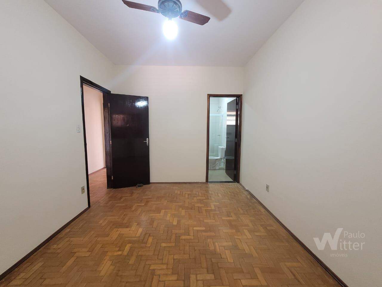Casa para aluguel no Centro: 
