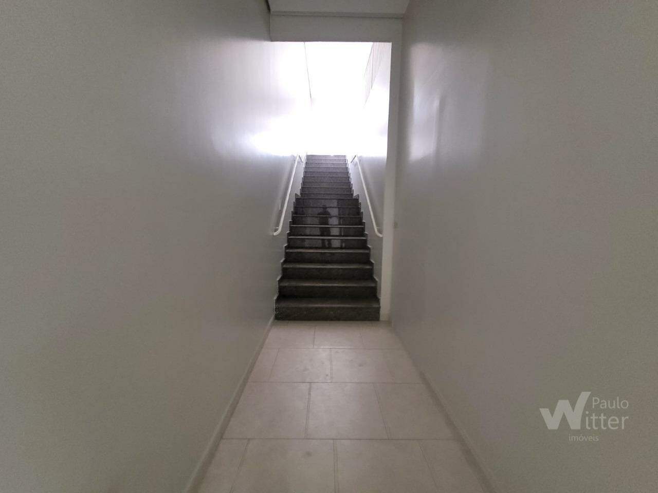 Salão para aluguel no Centro: 
