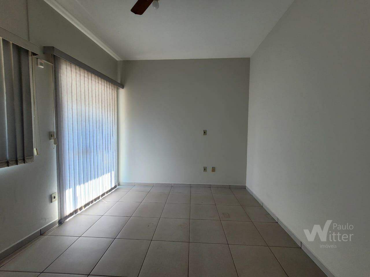 Casa para aluguel no Centro: 
