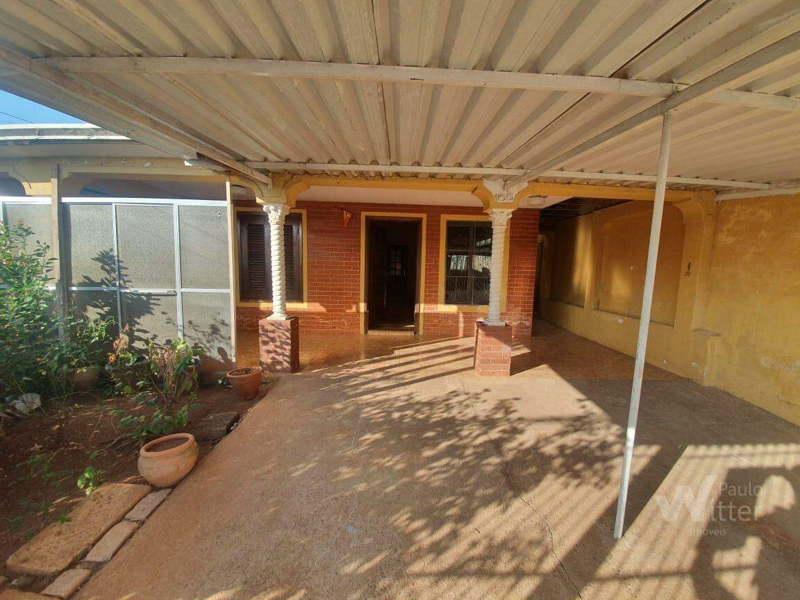 Casa à venda no Centro: 