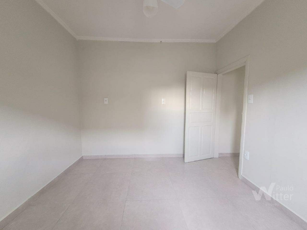 Casa à venda no Centro: 