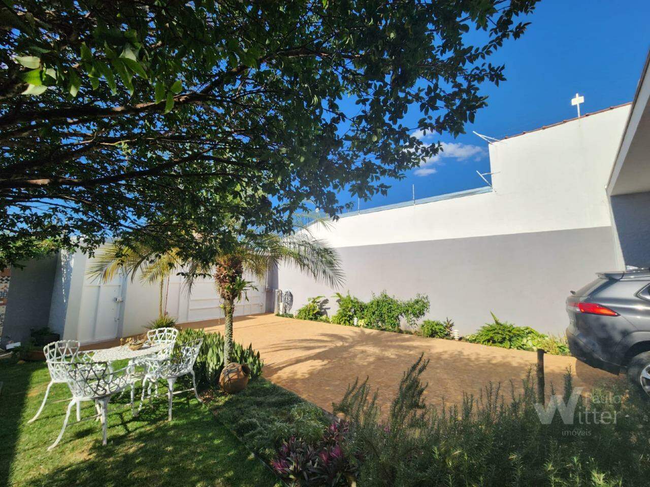 Casa à venda no Jardim do Lago: 