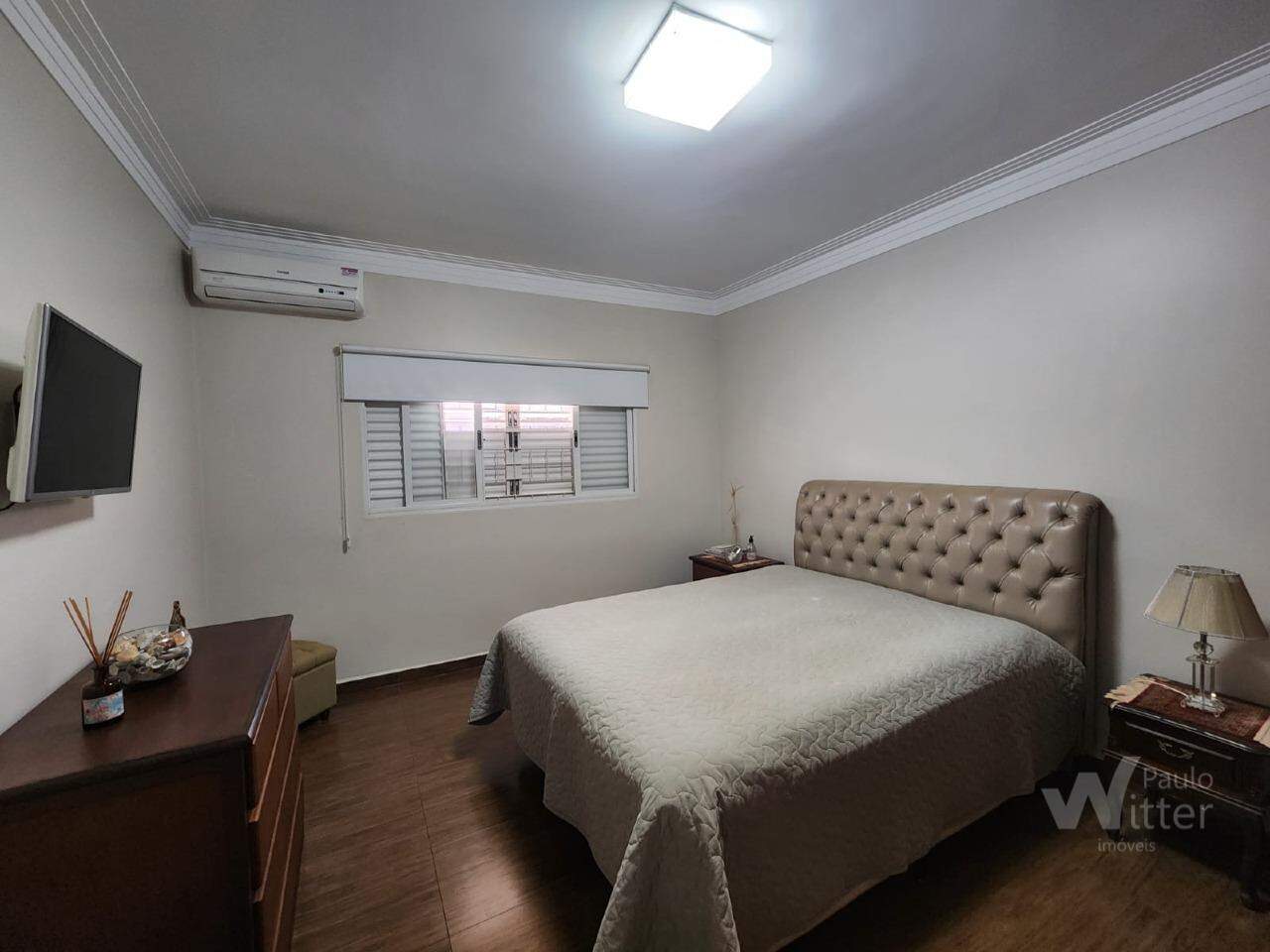 Casa à venda no Jardim do Lago: 