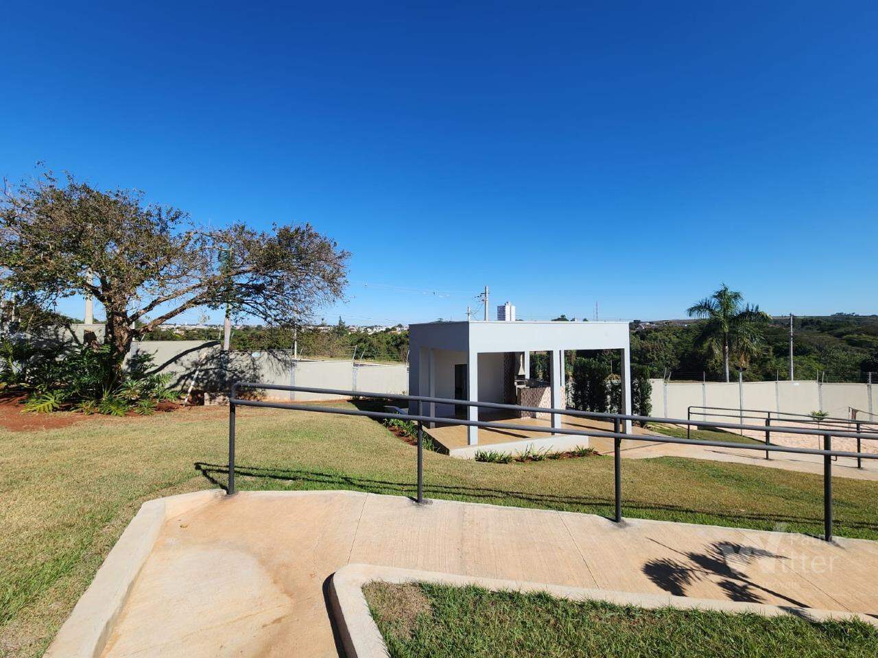 Terreno à venda no Residencial Portal da Colina : 