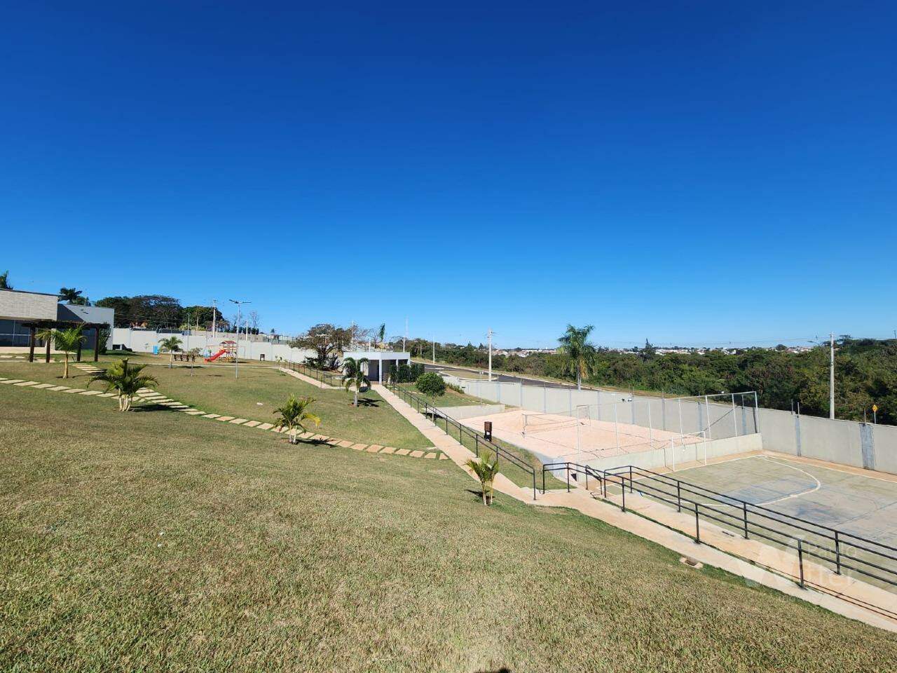 Terreno à venda no Residencial Portal da Colina : 