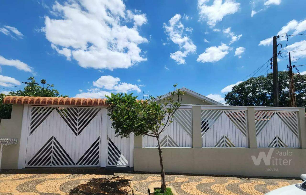 Casa à venda no Tujuguaba: 