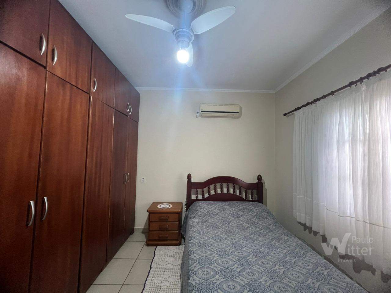 Casa à venda no Jardim Santo Antonio: 