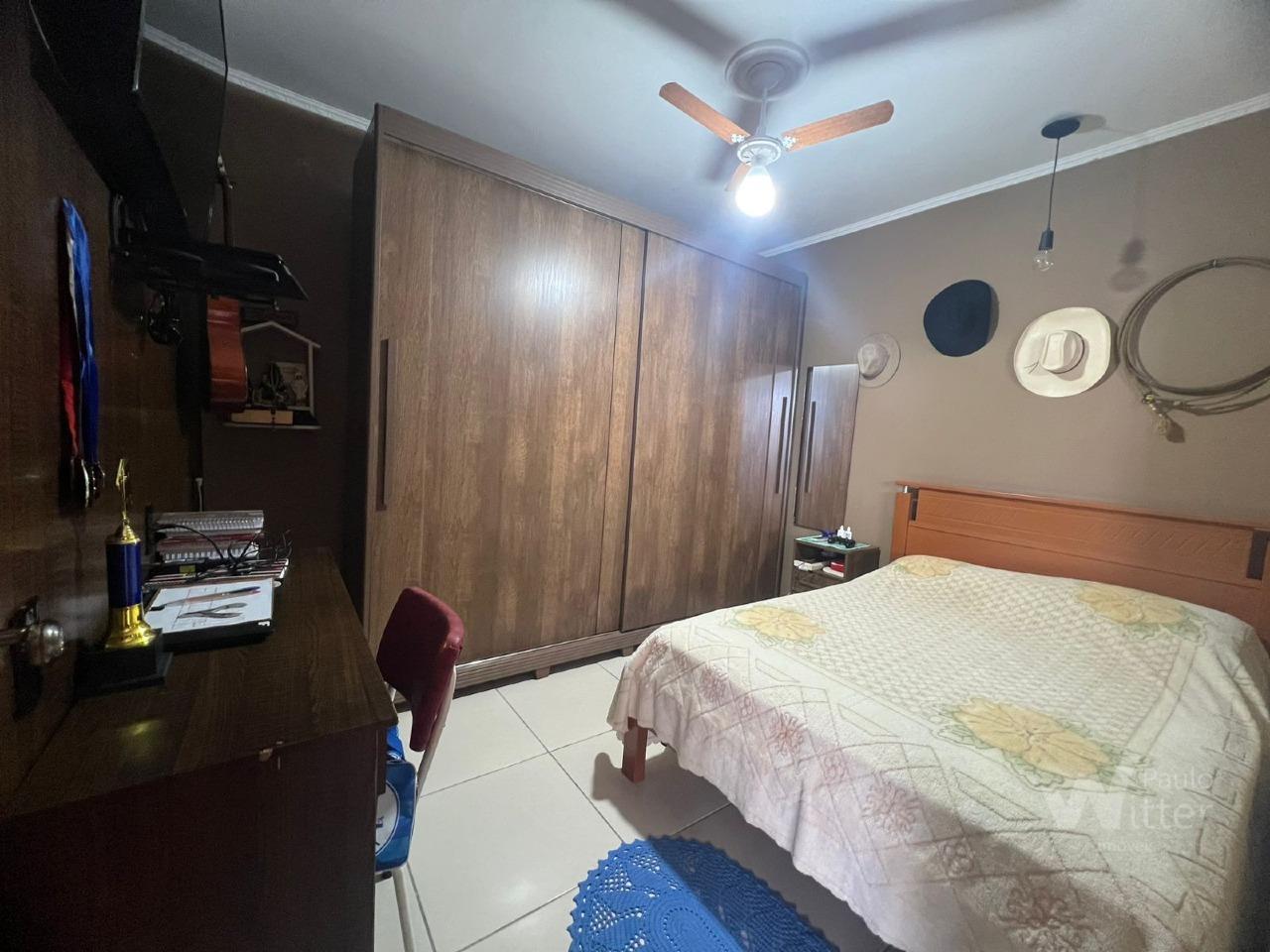 Casa à venda no Jardim Santo Antonio: 