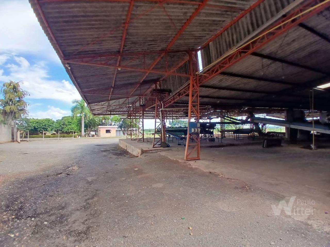 Galpão para aluguel no Distrito Industrial Benedito Delfino Silva: 
