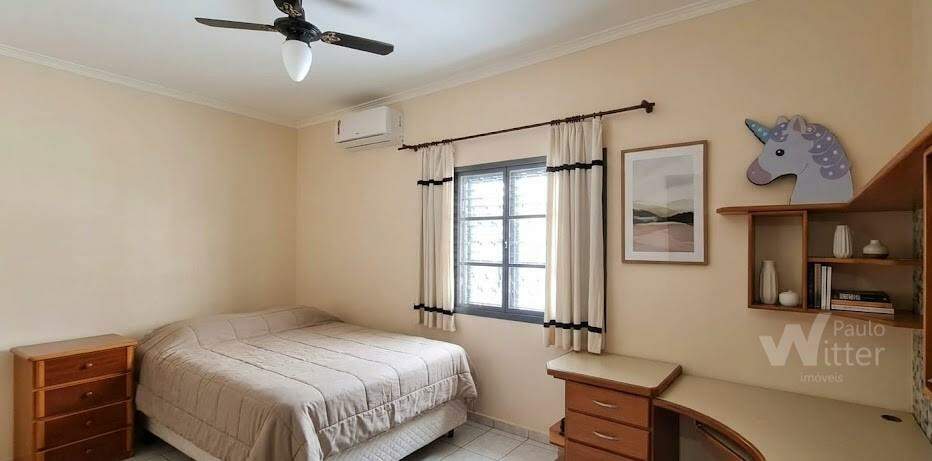Casa à venda no Centro: