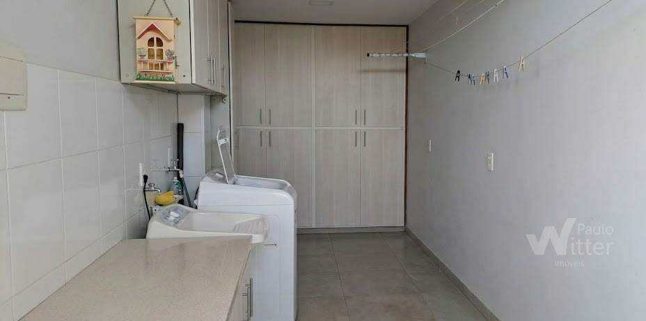 Casa à venda no Centro: