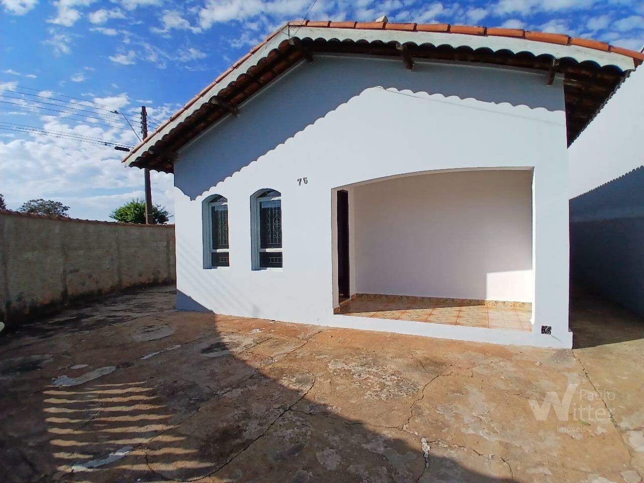 Casa para aluguel no Jardim Peris: 