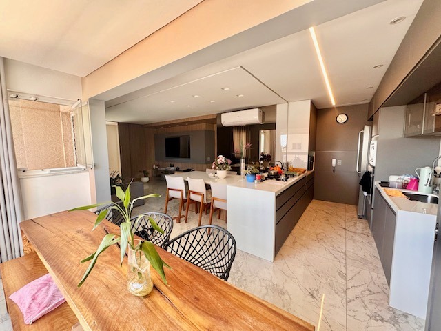 Apartamento à venda no JK: 