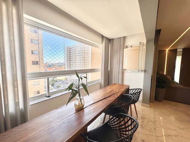 Apartamento à venda no JK: 