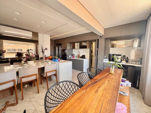 Apartamento à venda no JK: 