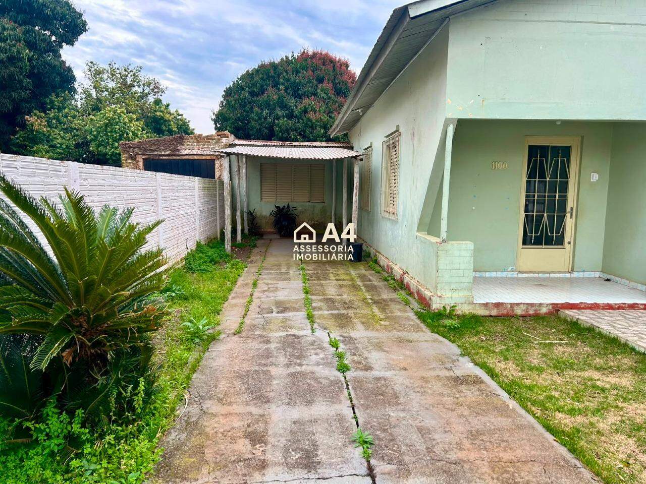 Casa à venda no Centro: 