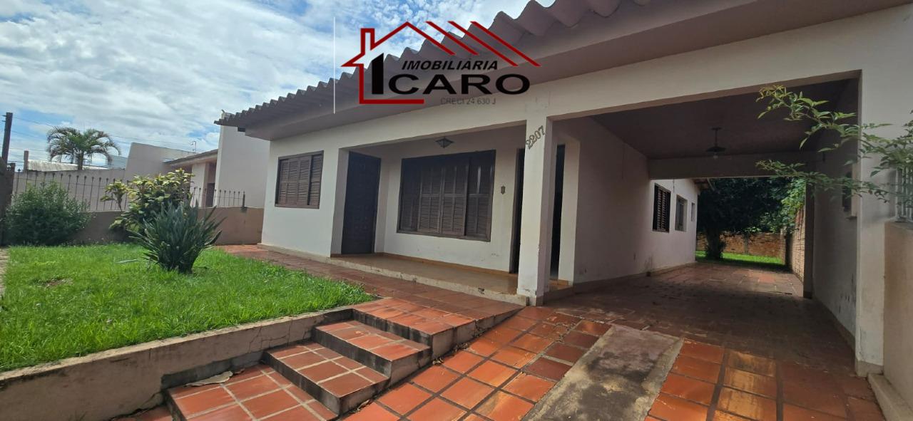 Casa à venda no Centro: 