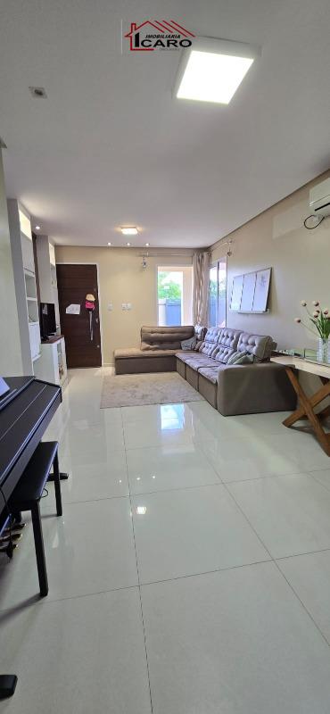 Casa à venda no Maria do Carmo: 