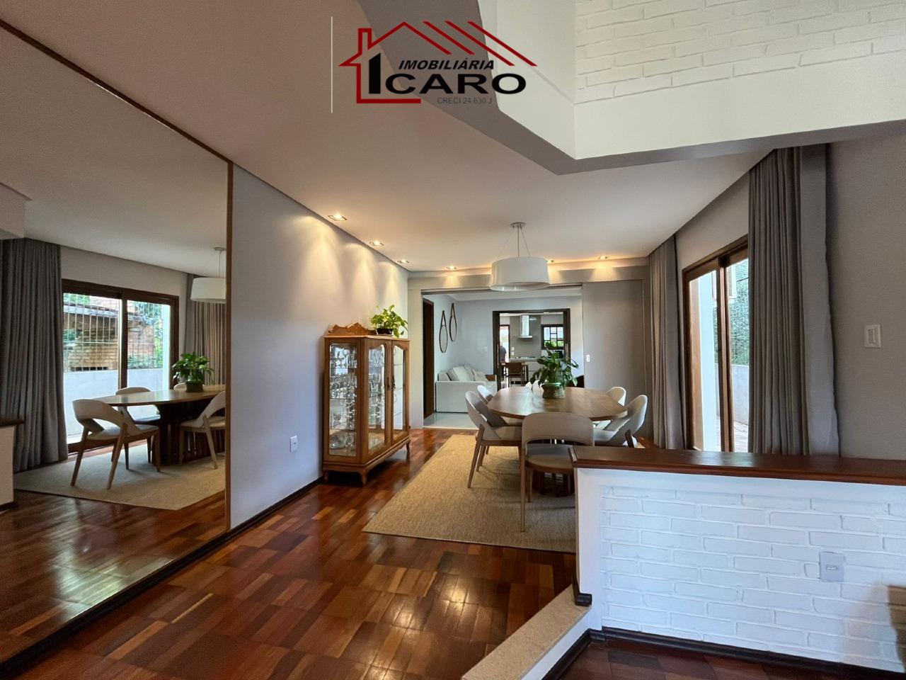 Casa à venda no Centro: 