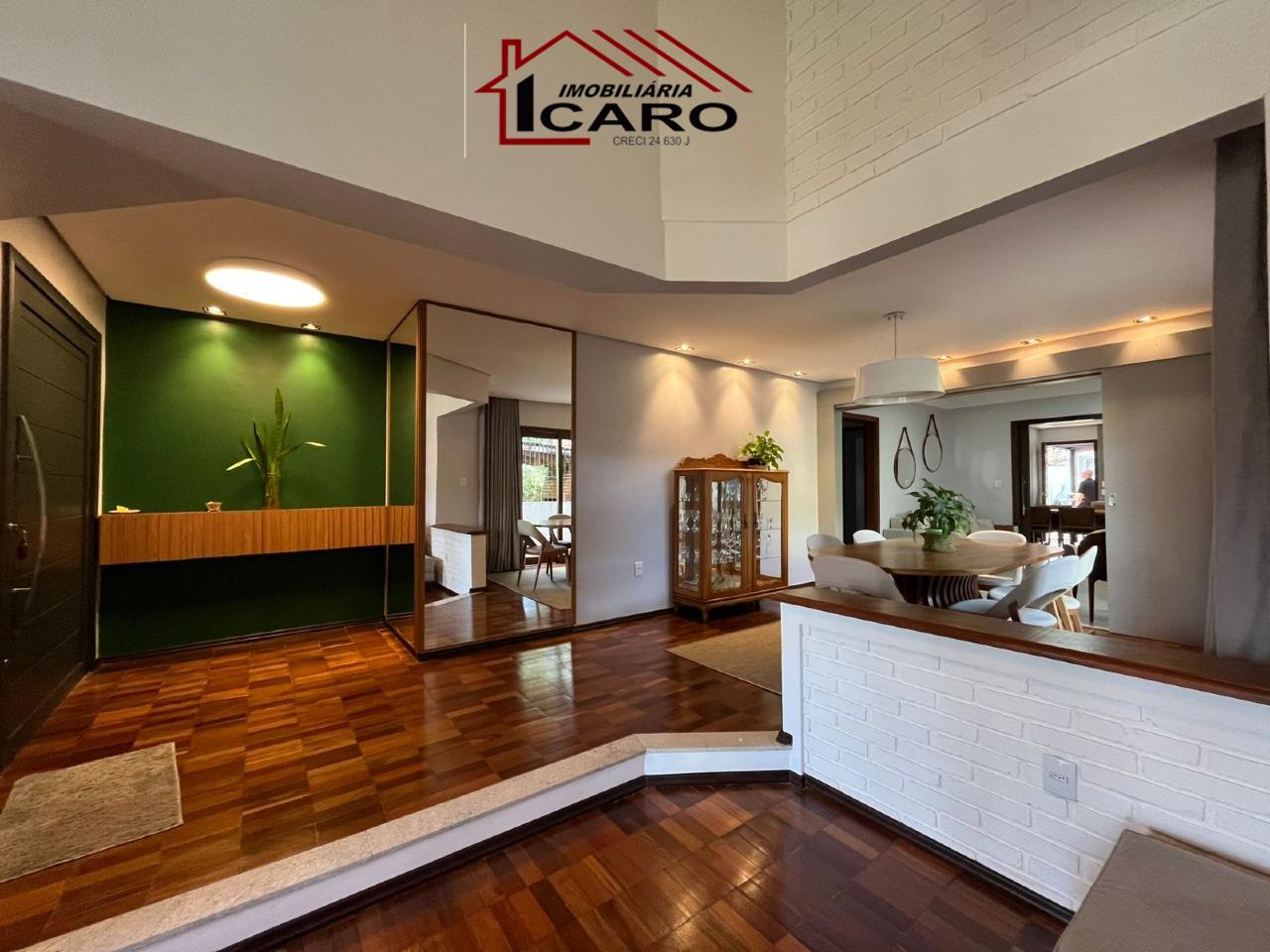 Casa à venda no Centro: 