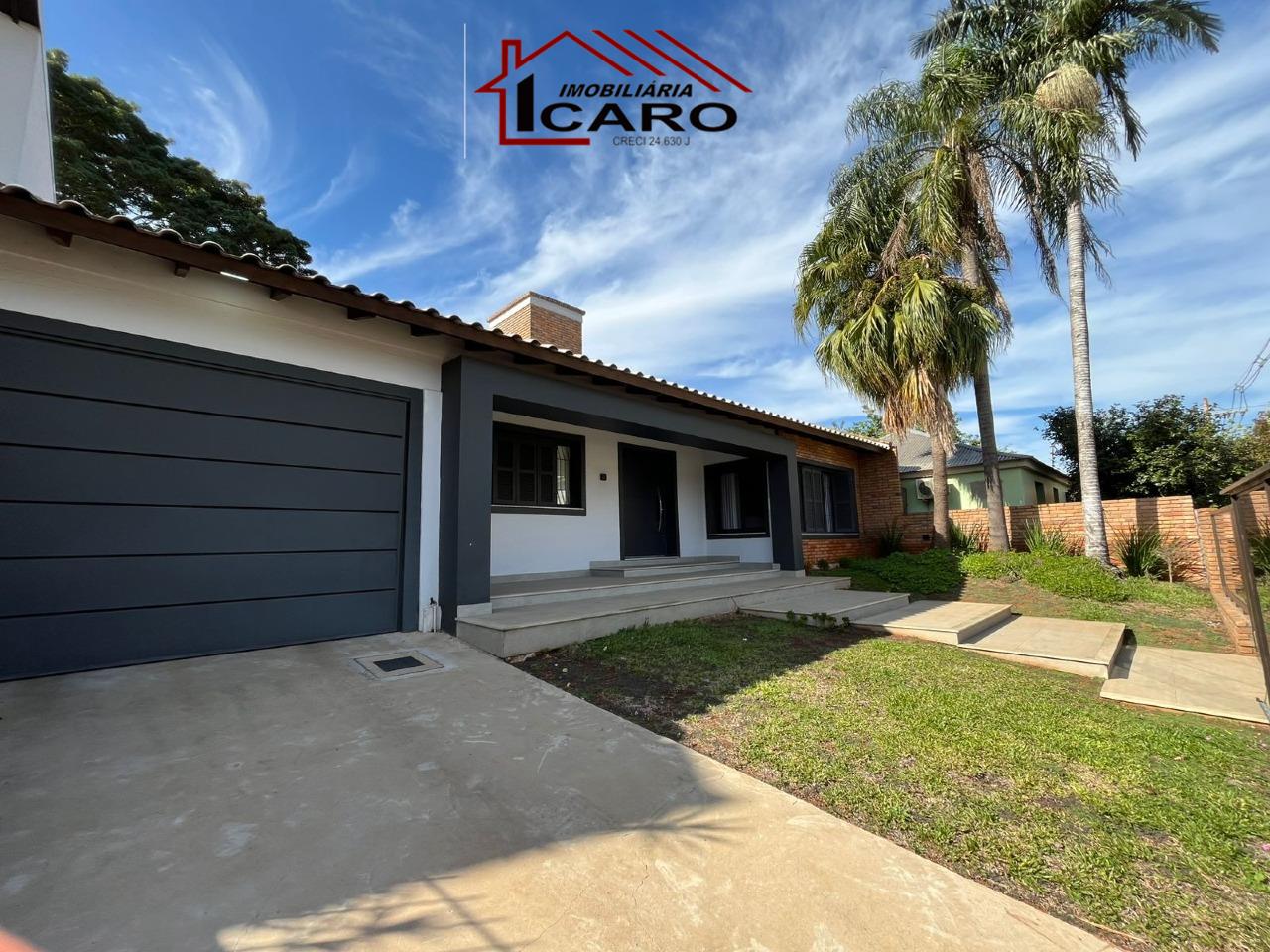 Casa à venda no Centro: 