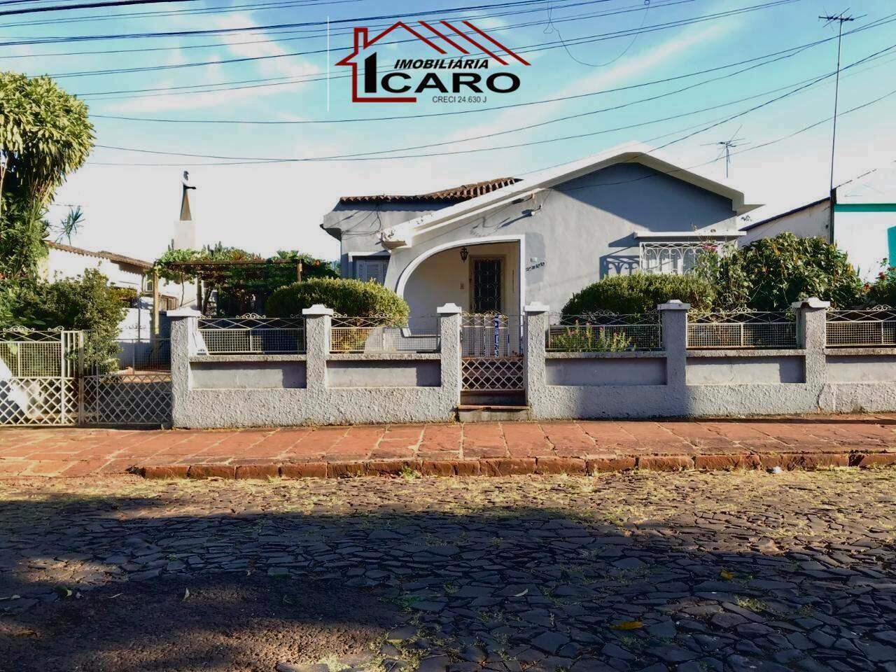 Casa à venda no Centro: 