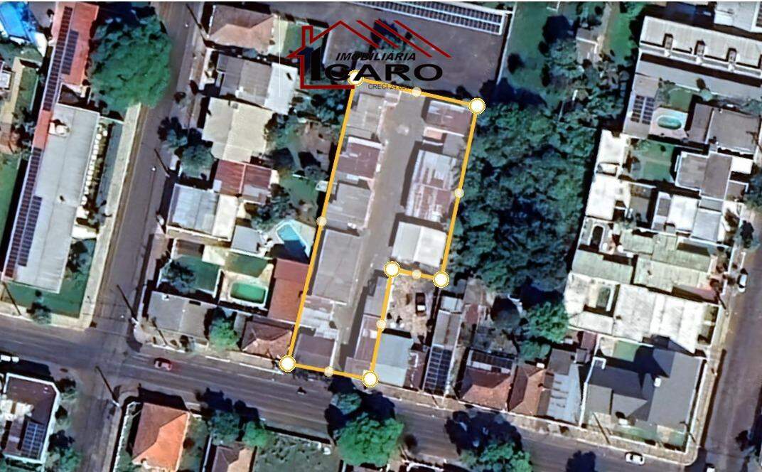 Casa à venda no Centro: 