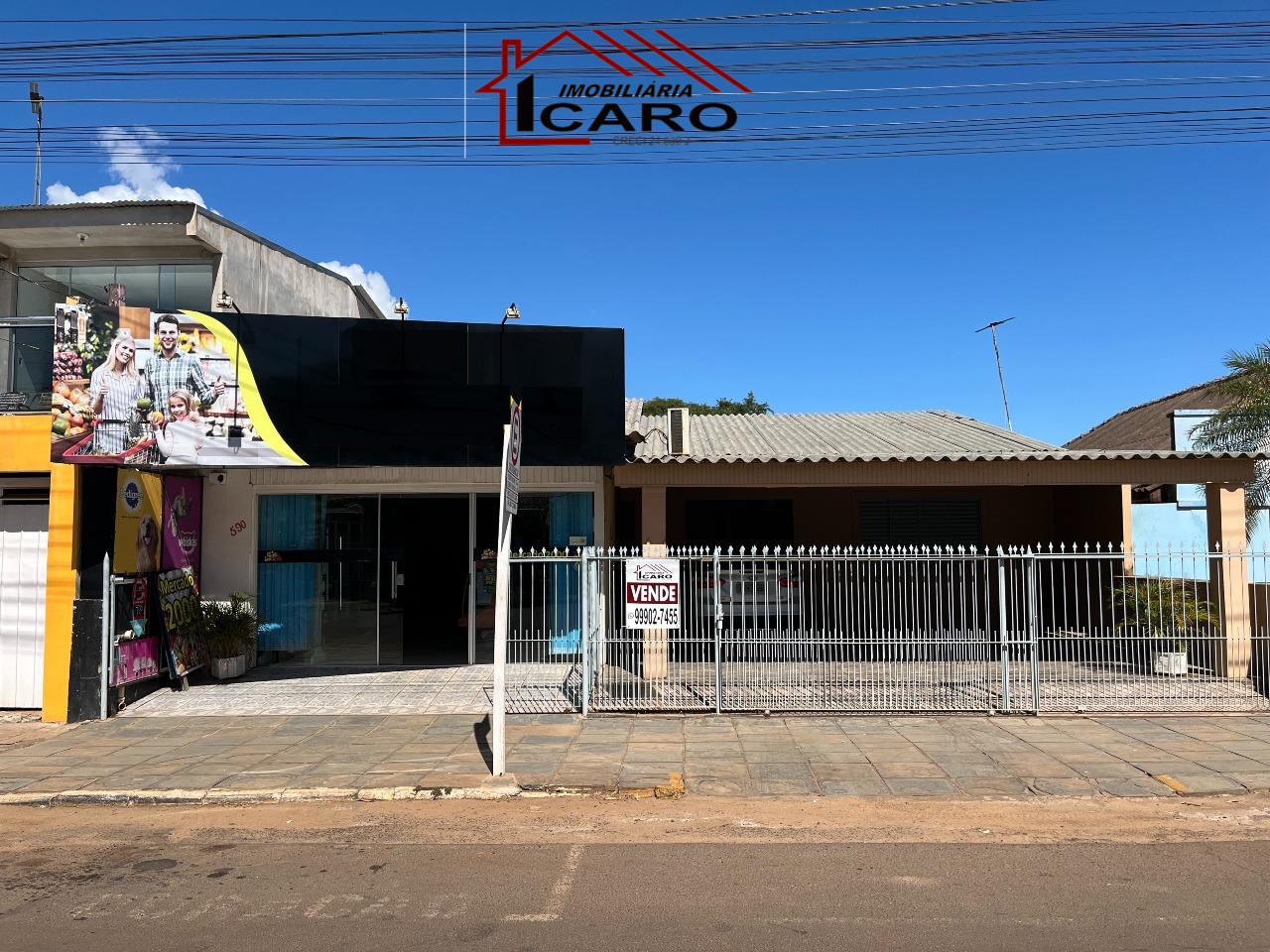 Casa comercial à venda no Passo: 