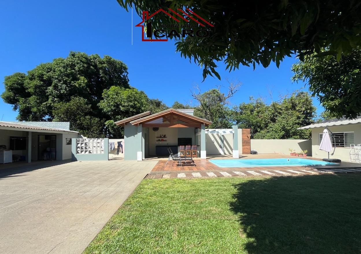 Casa à venda no Centro: 