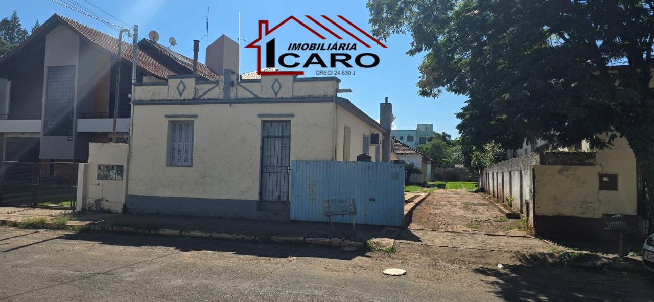 Casa à venda no Centro: 