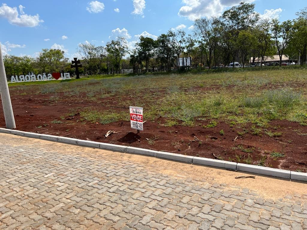 Terreno à venda no Parque Lorena: 