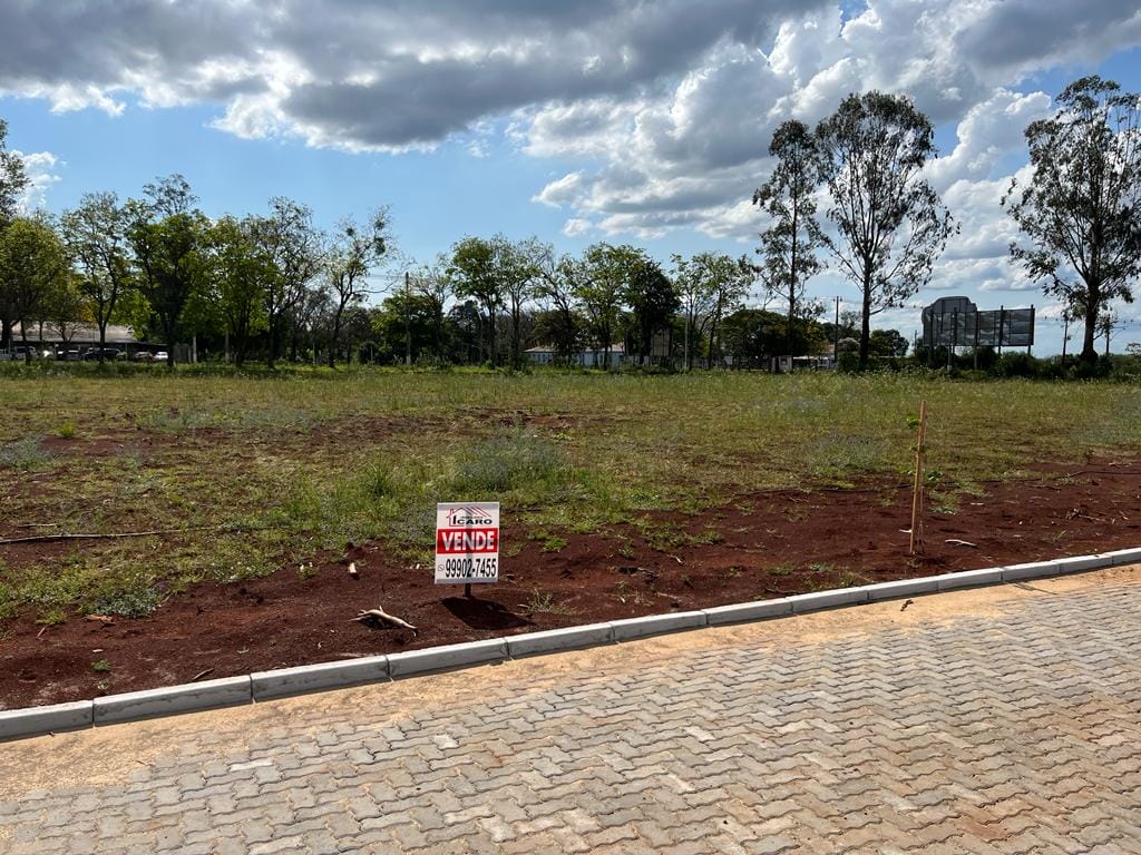 Terreno à venda no Parque Lorena: 